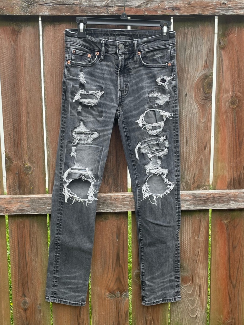 American Eagle Outfitters Men's Gray Washed Ripped Slim Jeans